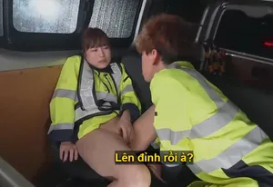 Cô bạn gái tới tuổi dậy được anh trai hướng dẫn thủ dâm
