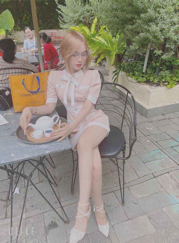 Mu em đồng nghiệp múp rụp bú mãi không chán