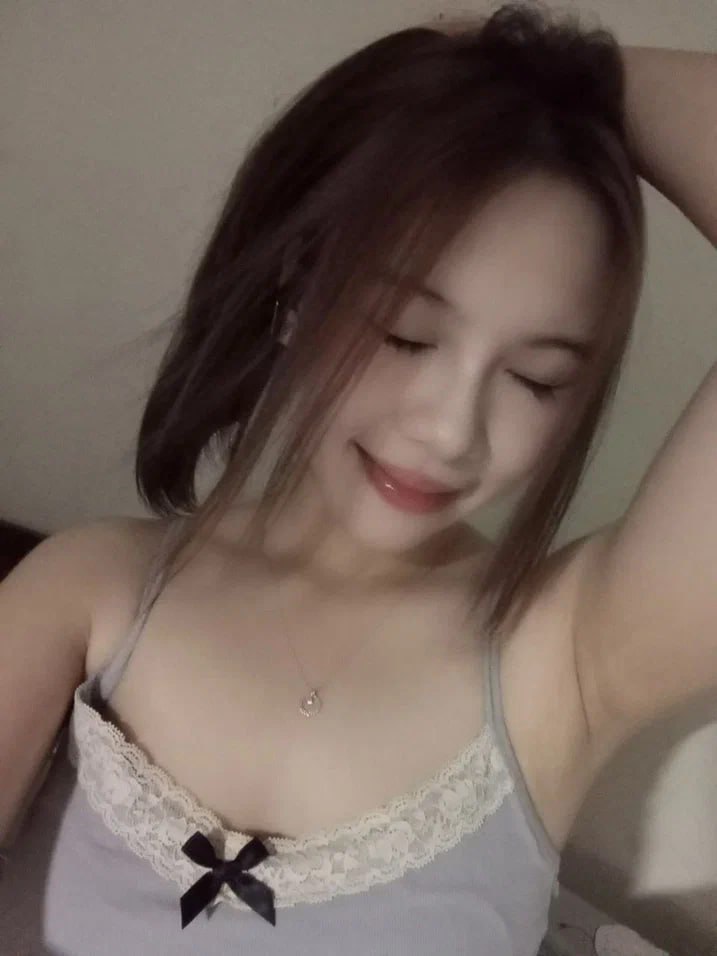 Bố chồng biến thái cưỡng dâm bú lồn con dâu