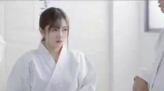 Lén nhìn cặp bưởi của con dâu mà buồi cương cứng